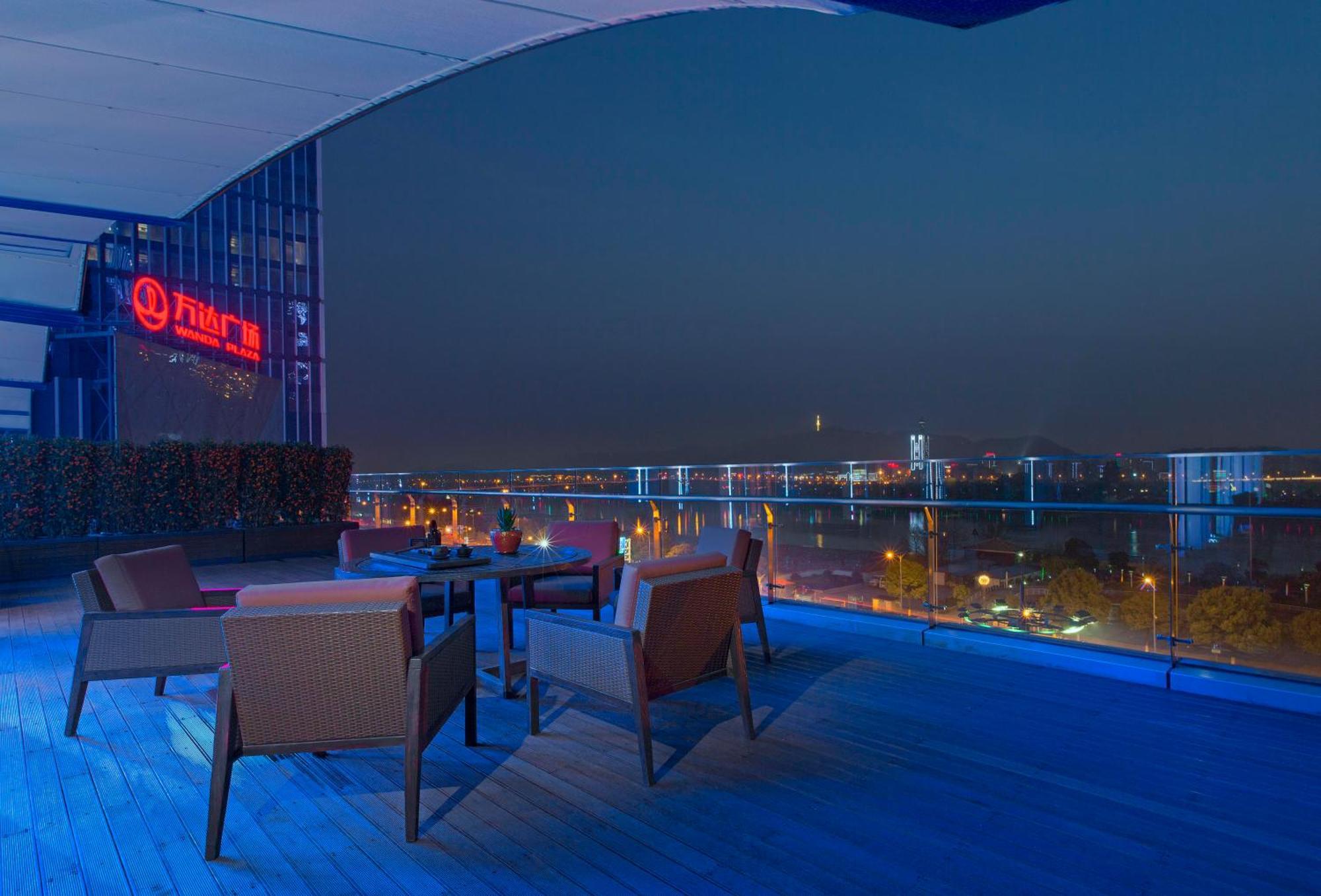 Wanda Vista Changsha Esterno foto